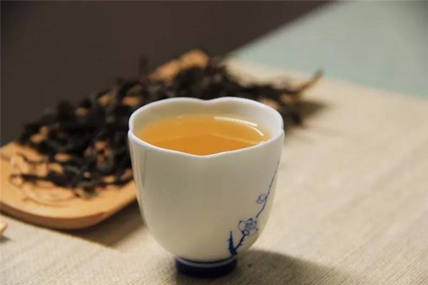 “茶無(wú)完茶”每款茶應(yīng)有一個(gè)缺點(diǎn)！