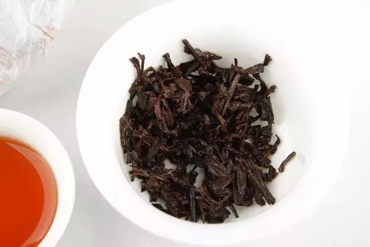 普洱熟茶好壞如何辨別？行家教你3步走！聞茶香、品茶湯、鑒葉底