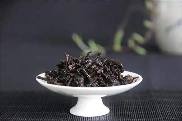 判斷普洱茶是不是好料，只看一個地方！